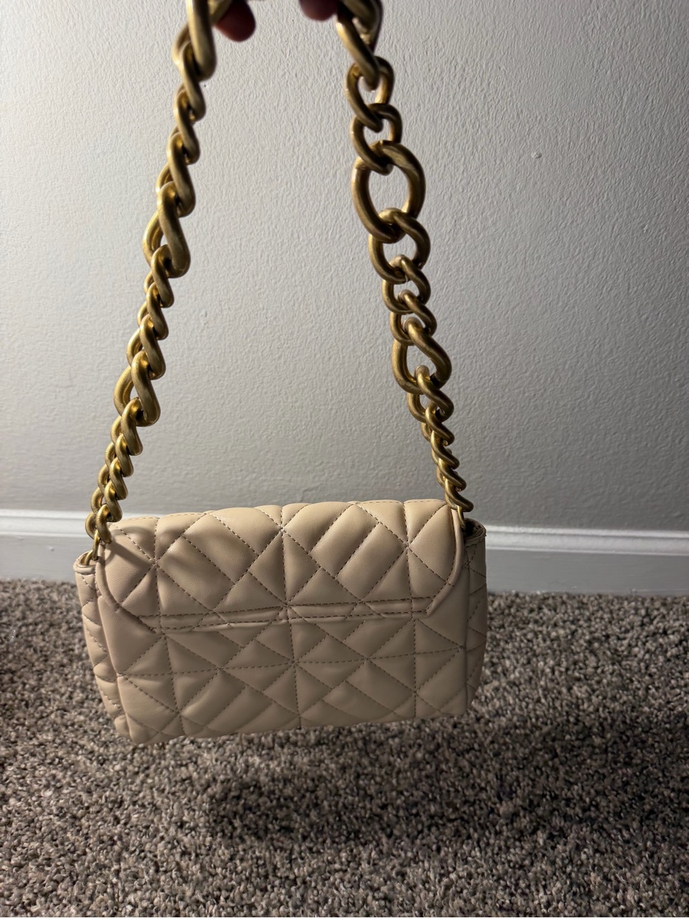 Zara Cream Quilted Shoulder Bag with Gold Chain